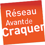 A orange square with the logo of réseau avant de craquer